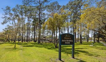 181 SYLVAN Dr, Atlantic Beach, FL 32233