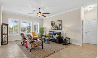 6903 Crestpoint Dr, Apollo Beach, FL 33572