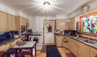 819 4th Ave NE, Austin, MN 55912
