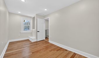 452 GREEN Ln, Philadelphia, PA 19128