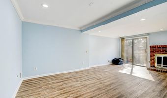 4472 RUGGLES Ct, Annandale, VA 22003