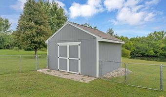 8244 SW Indian Hills Rd, Auburn, KS 66402