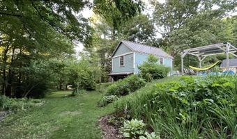 117 Fuller Dr, Brattleboro, VT 05301