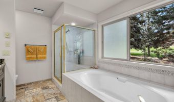 3175 NW Clubhouse Dr, Bend, OR 97703