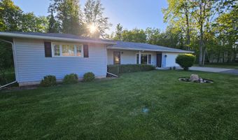 2421 Timber Ln, Alpena, MI 49707