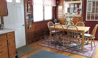 9 Central Pl, Bourne, MA 02532
