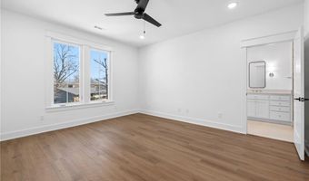 825 NW 14th St, Bentonville, AR 72712