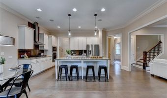 101 Spur Ln, Alpharetta, GA 30009