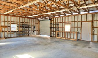 66 Meadow Ln, Barnwell, SC 29812