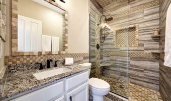 37222 N TOM DARLINGTON Dr 12, Carefree, AZ 85377