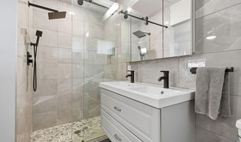 2910 19th St, Boulder, CO 80304