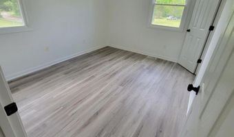431 Charleston St N, Blacksburg, SC 29702