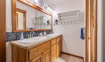 3350 NE Stonebrook Loop, Bend, OR 97701