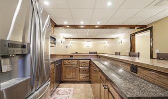 9 Pebble Beach Dr, Bedford, NH 03110