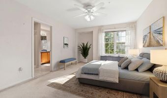 16 Edward Cir, Bedford, NH 03110