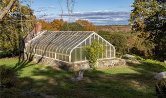 2180 Tower Hill Rd, North Kingstown, RI 02874