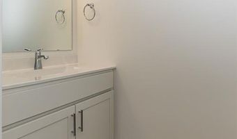 6730 Snowy Owl Ln, Affton, MO 63123