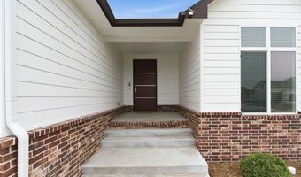 1113 W Lakeway Ct, Andover, KS 67002