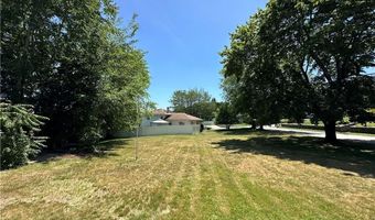 9 Cannon St, Cranston, RI 02920