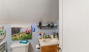 103 N Champlain St, Burlington, VT 05401