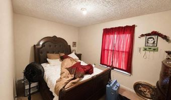 8123 Ray Dr, Ashland, KY 41102