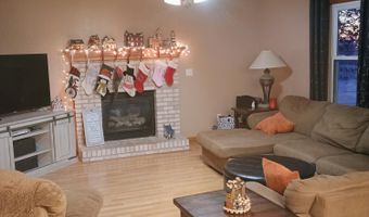 304 S Locust St, Arcanum, OH 45304