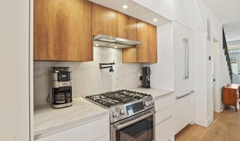 1410 C St NE, Washington, DC 20002
