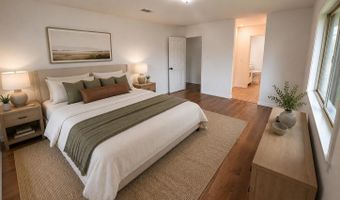 2421 Regency Dr, Biloxi, MS 39532