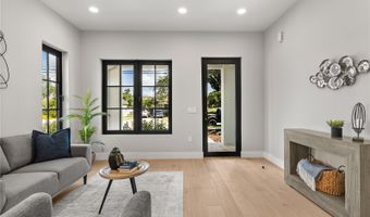 902 SHADY LANE Dr, Orlando, FL 32804