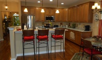 4 Hidden Lake Cir, Barnegat, NJ 08005