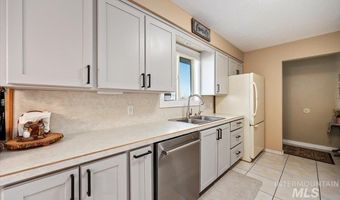 411 Mountain View Ln, Burley, ID 83318