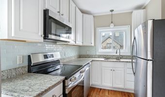 427 Spring St 2, Newport, RI 02840