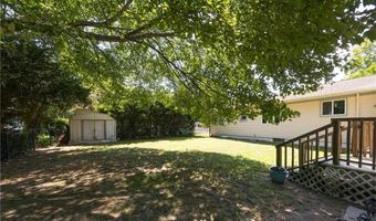 5 W View Ave, North Providence, RI 02911