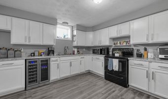 19419 Dawson St, Adelphi, OH 43101