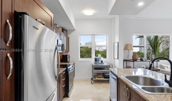 20000 E Country Club Dr 416, Aventura, FL 33180