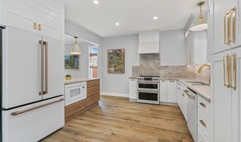 50 17TH St, Atlantic Beach, FL 32233