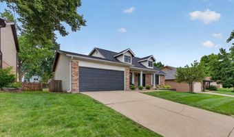 1428 Cedar Bluff Dr, Ballwin, MO 63021