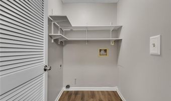 245 Magnolia Tree Ct, Alpharetta, GA 30022