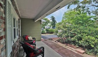 11 Pomona Dr, Barnegat, NJ 08005