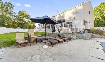 14 Brittany Dr, Bayville, NJ 08721