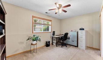 6738 158th St W, Apple Valley, MN 55124