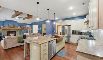 9180 Lee Harris Rd, Bentonville, AR 72713