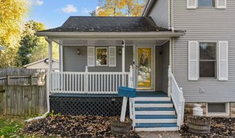 1600 N SUPERIOR St, Appleton, WI 54911