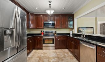 37 E VANDERBILT St, Orlando, FL 32804