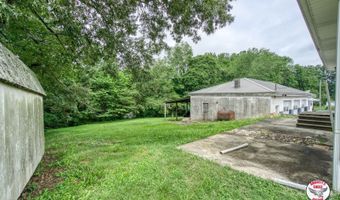 218 Pineview Dr, Albany, KY 42602