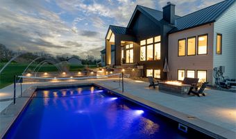5044 Hickory Pointe Woods SE, Ada, MI 49301