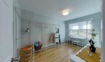 2 E Blvd 2, Middletown, RI 02842