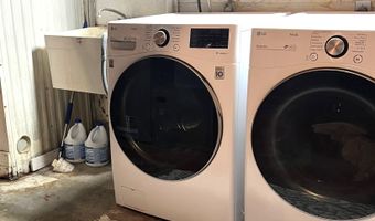 107 E 13 St, Atlantic, IA 50022