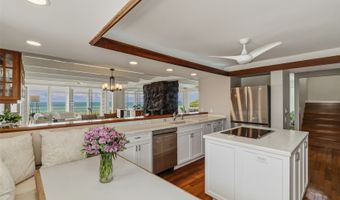 586 Kaimalino St, Kailua, HI 96734