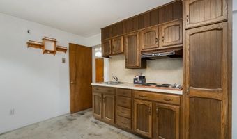 2057 GROVE St, Allentown, PA 18104